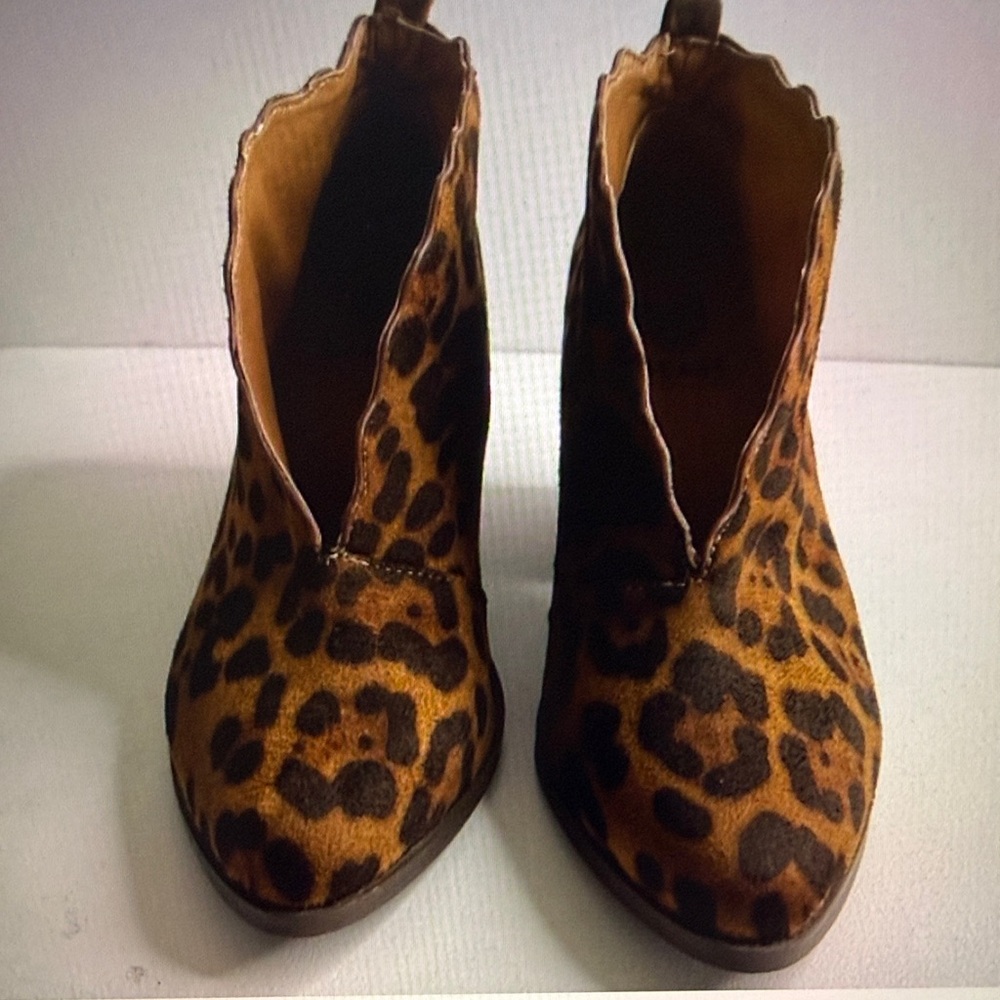 Beast Women Faux Suede Leopard Ankle Boots Chunky Heels Shoes Size 5.5